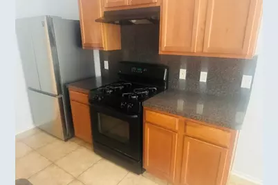 10411 Iris Lake Court, Houston, TX 77070 - Photo 8