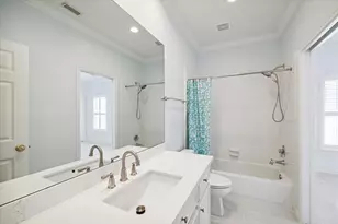 5747 Longmont Ln, Houston, TX 77057 - Photo 18