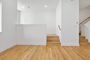 1928 Purswell Rd, Houston, TX 77055 - Photo 8