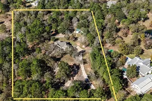 8102 Hills Pkwy, Montgomery, TX 77316 - Photo 2