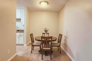 7900 N Stadium Dr, Houston, TX 77030 - Photo 2