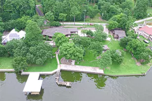 368 Forest Hills Dr, Livingston, TX 77351 - Photo 1