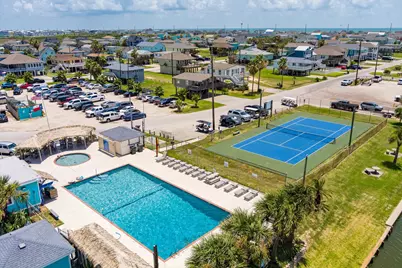 21211 Gulf Drive, Galveston, TX 77554 - Photo 48