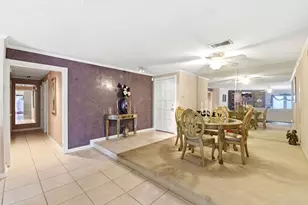 730 Seacliff Dr, Houston, TX 77062 - Photo 12