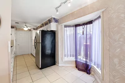 730 Seacliff Drive, Houston, TX 77062 - Photo 26