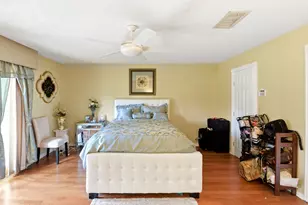 730 Seacliff Dr, Houston, TX 77062 - Photo 34