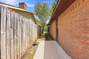 730 Seacliff Dr, Houston, TX 77062 - Photo 46