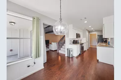 2239 Highland Hills Drive, Sugar Land, TX 77478 - Photo 8