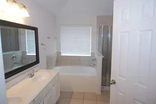 2834 Lockeridge Pines Dr, Spring, TX 77386 - Photo 12