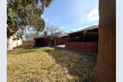 10807 Sashay Drive, Houston, TX 77099 - Photo 12