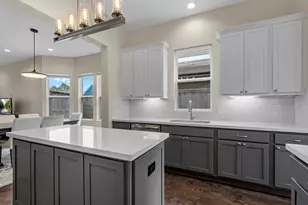 55 Red Harper Dr, Spring, TX 77389 - Photo 6