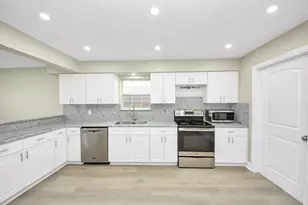 5035 E Pagewick Dr, Houston, TX 77041 - Photo 12