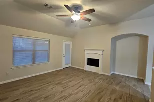 10002 Blissfull Valley Ln, Tomball, TX 77375 - Photo 10