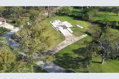 6403 Spencer Drive, Jones Creek, TX 77541 - Photo 6