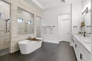 10102 S Goshawk Trl, Conroe, TX 77385 - Photo 20