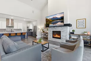 10102 S Goshawk Trl, Conroe, TX 77385 - Photo 8