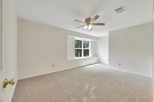 803 Island Meadow Ct, Houston, TX 77062 - Photo 40