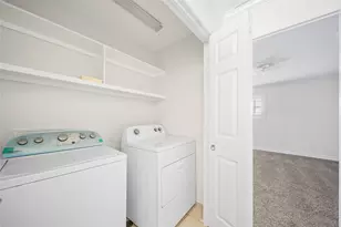 1573 W Sam Houston Pkwy Parkway S, Houston, TX 77042 - Photo 12