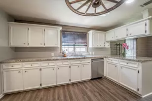 12049 Clark Ln, Conroe, TX 77385 - Photo 12