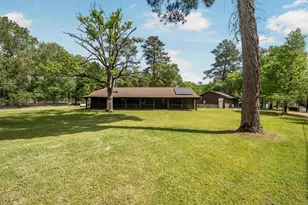 12049 Clark Ln, Conroe, TX 77385 - Photo 6