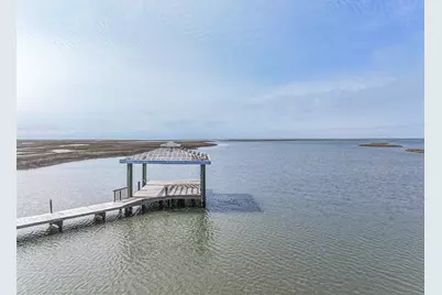 18051 Shaman Drive, Galveston, TX 77554 - Photo 16
