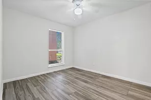 4510 Hidden Springs Dr, Houston, TX 77084 - Photo 30