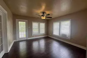 402 3rd St, Humble, TX 77338 - Photo 6