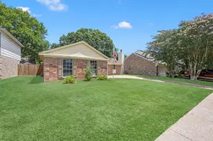 17930 Great Glen Dr, Houston, TX 77084 - Photo 2