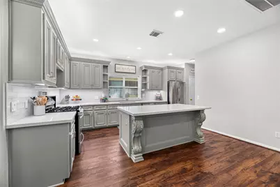 9518 Hanging Moss Trail, Houston, TX 77064 - Photo 10