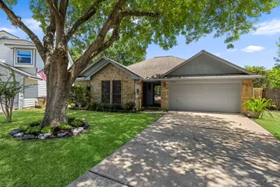 5919 Santa Fe Circle, Dickinson, TX 77539 - Photo 4