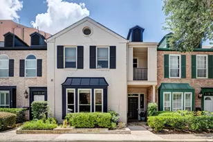 3815 Wakeforest St, Houston, TX 77098 - Photo 2