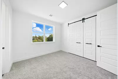 1913 Hoskins Drive #D, Houston, TX 77080 - Photo 12