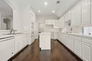 7019 Brookfir Ln, Houston, TX 77040 - Photo 12
