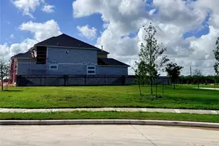 8118 Sun Leaf Ct, Fulshear, TX 77441 - Photo 14