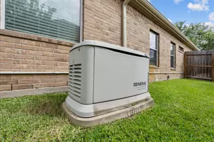 1731 Round Rock St, Friendswood, TX 77546 - Photo 42