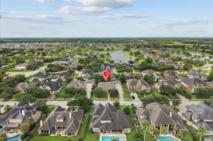 1731 Round Rock St, Friendswood, TX 77546 - Photo 4
