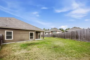 210 Doe Run Dr, Huntsville, TX 77320 - Photo 28