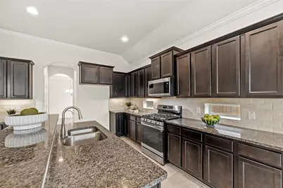 5205 Rainy Garden Court, Rosharon, TX 77583 - Photo 4