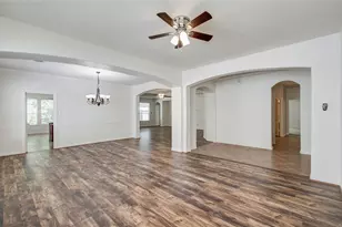 7814 Heron Lakes Dr, Houston, TX 77064 - Photo 12