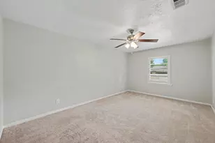9613 Westview Dr, Houston, TX 77055 - Photo 18