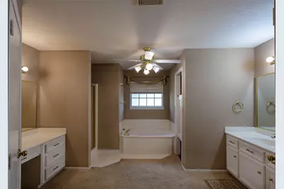 217 Tupelo Lane, Conroe, TX 77304 - Photo 12
