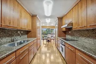 49 Briar Hollow Ln, Houston, TX 77027 - Photo 14