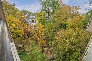 49 Briar Hollow Ln, Houston, TX 77027 - Photo 30