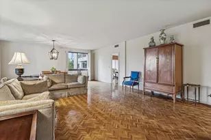 49 Briar Hollow Ln, Houston, TX 77027 - Photo 12