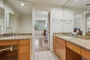 49 Briar Hollow Ln, Houston, TX 77027 - Photo 22