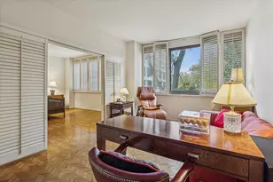 49 Briar Hollow Ln, Houston, TX 77027 - Photo 20