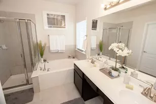 203 Brookwood Park Ln, Dickinson, TX 77539 - Photo 12