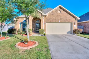 203 Brookwood Park Ln, Dickinson, TX 77539 - Photo 1