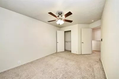 915 Grand Plains Drive, Houston, TX 77090 - Photo 24