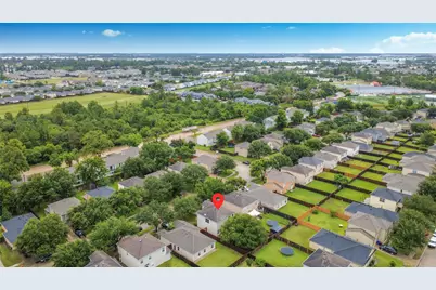 915 Grand Plains Drive, Houston, TX 77090 - Photo 38